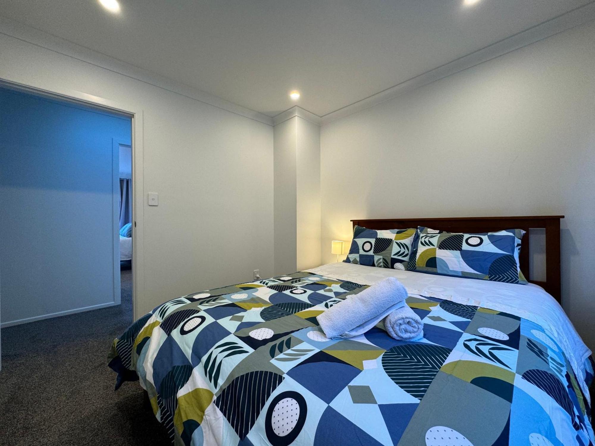 No Party Allowed, Entire Brand New 3 Bedroom Townhouse, Free Unlimited Fibre Wifi And Free Parking Wellington Luaran gambar