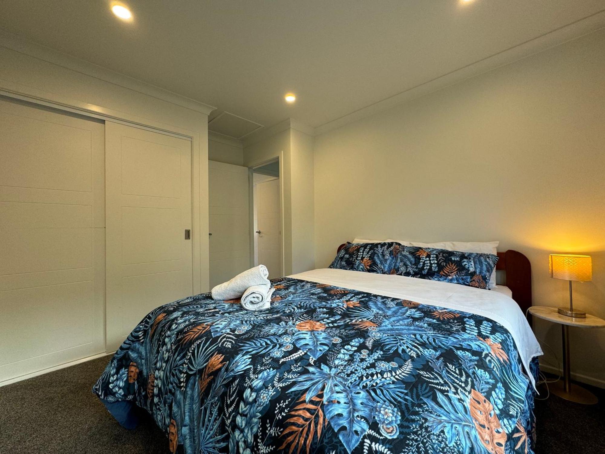 No Party Allowed, Entire Brand New 3 Bedroom Townhouse, Free Unlimited Fibre Wifi And Free Parking Wellington Luaran gambar