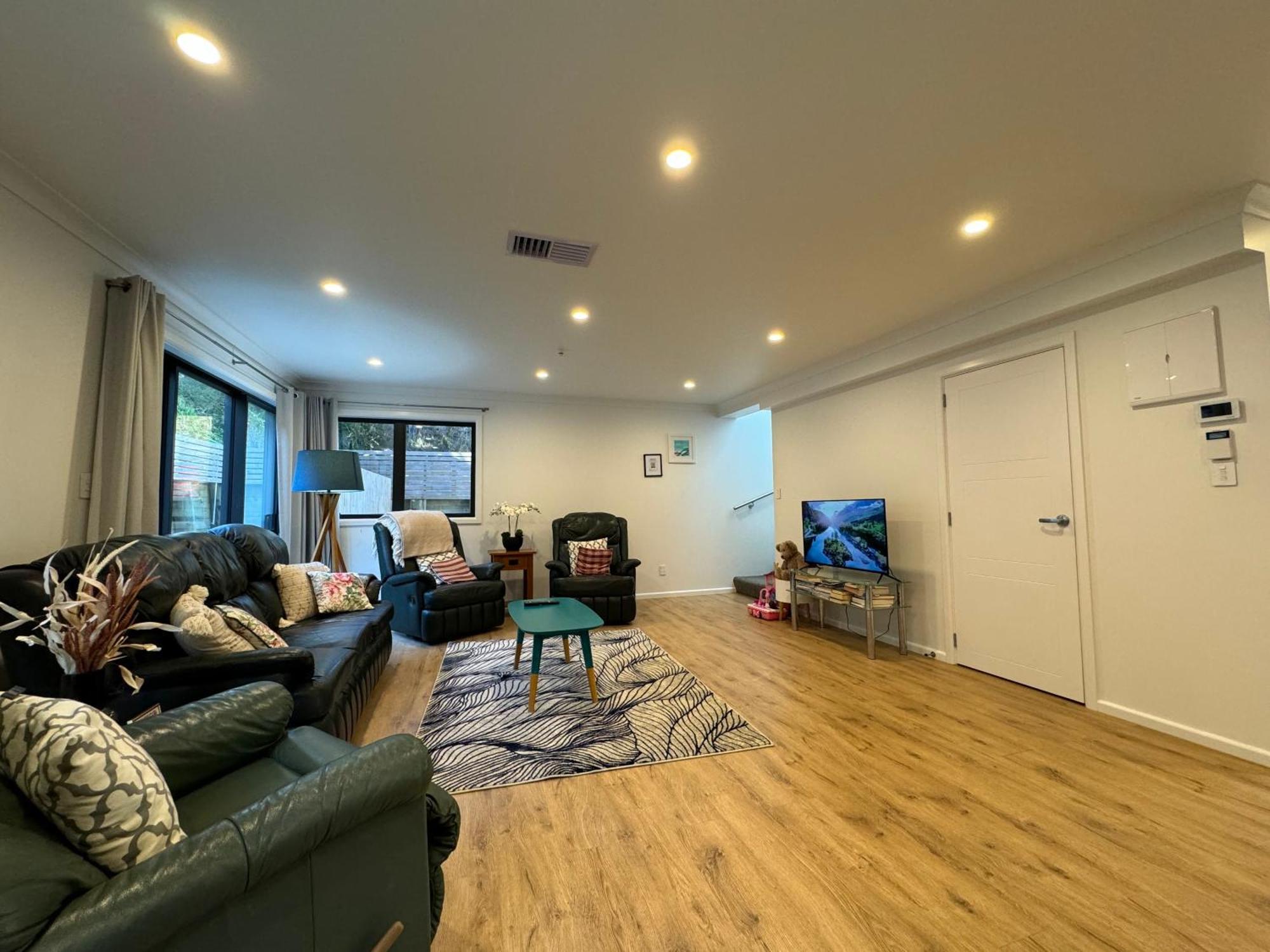 No Party Allowed, Entire Brand New 3 Bedroom Townhouse, Free Unlimited Fibre Wifi And Free Parking Wellington Luaran gambar