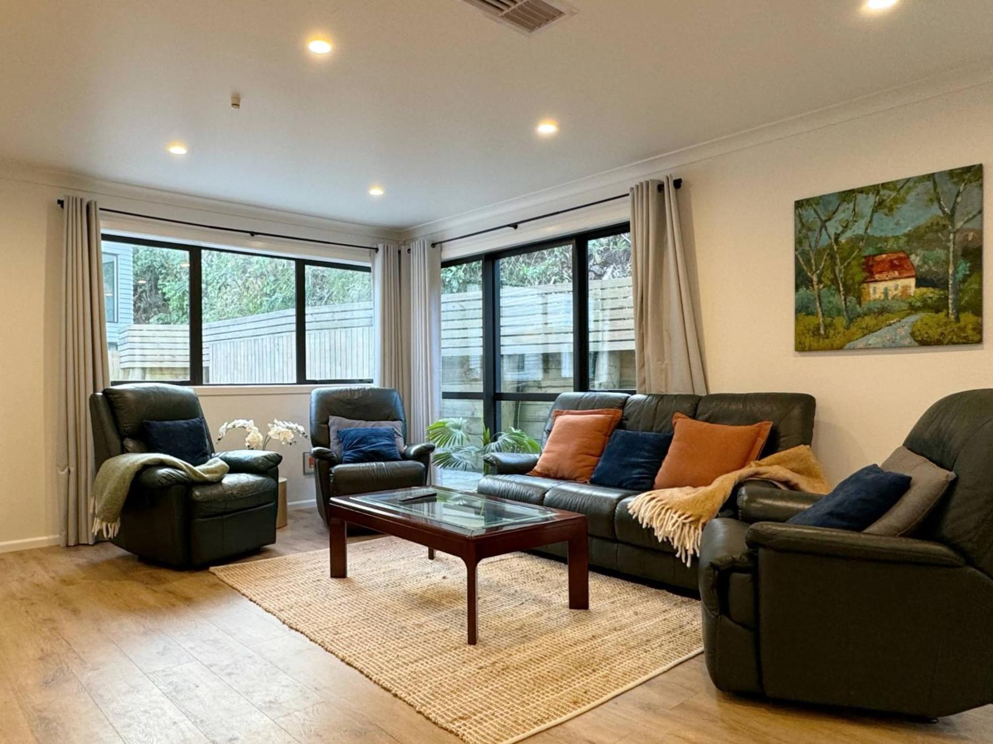 No Party Allowed, Entire Brand New 3 Bedroom Townhouse, Free Unlimited Fibre Wifi And Free Parking Wellington Luaran gambar