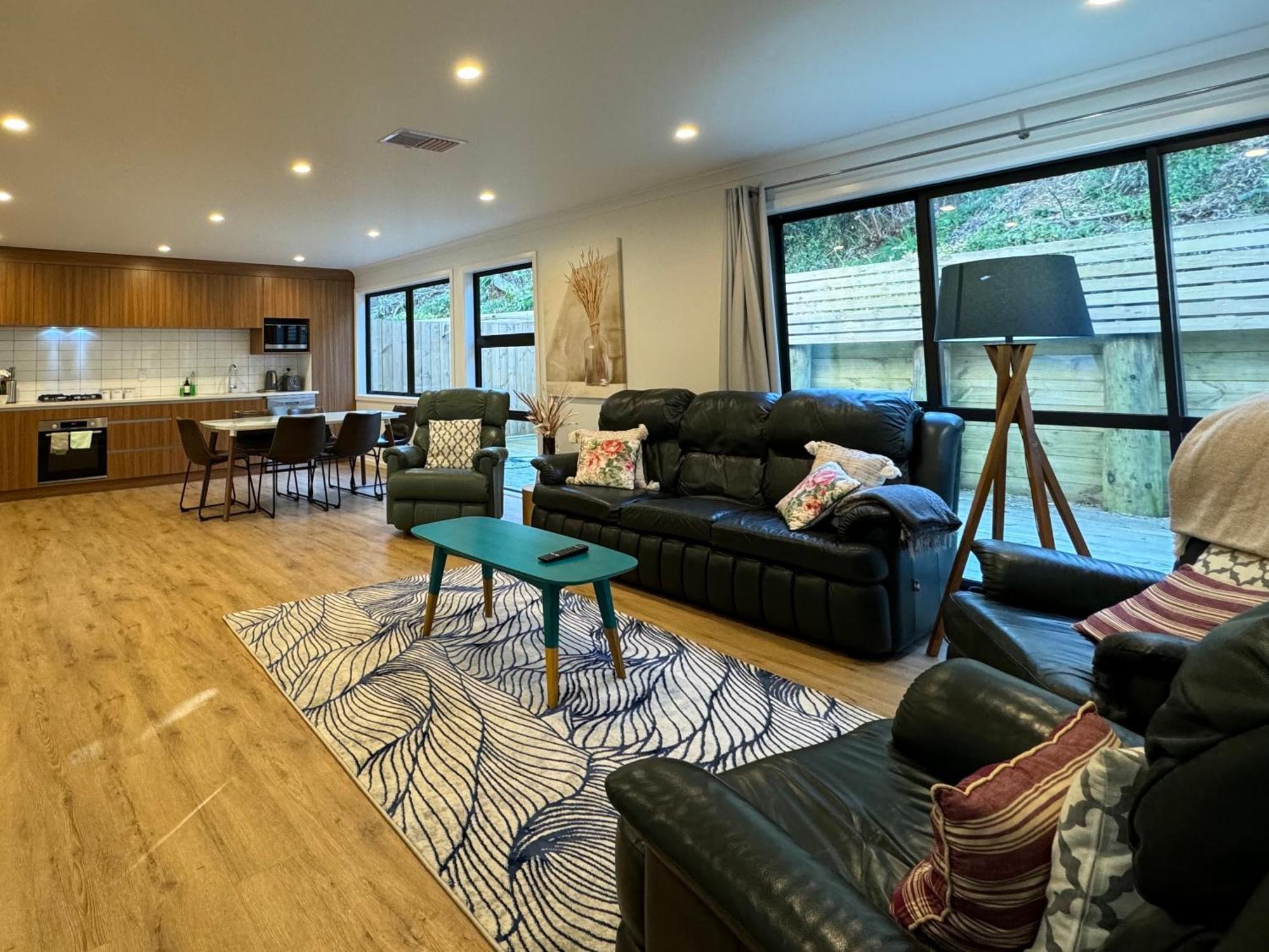 No Party Allowed, Entire Brand New 3 Bedroom Townhouse, Free Unlimited Fibre Wifi And Free Parking Wellington Luaran gambar