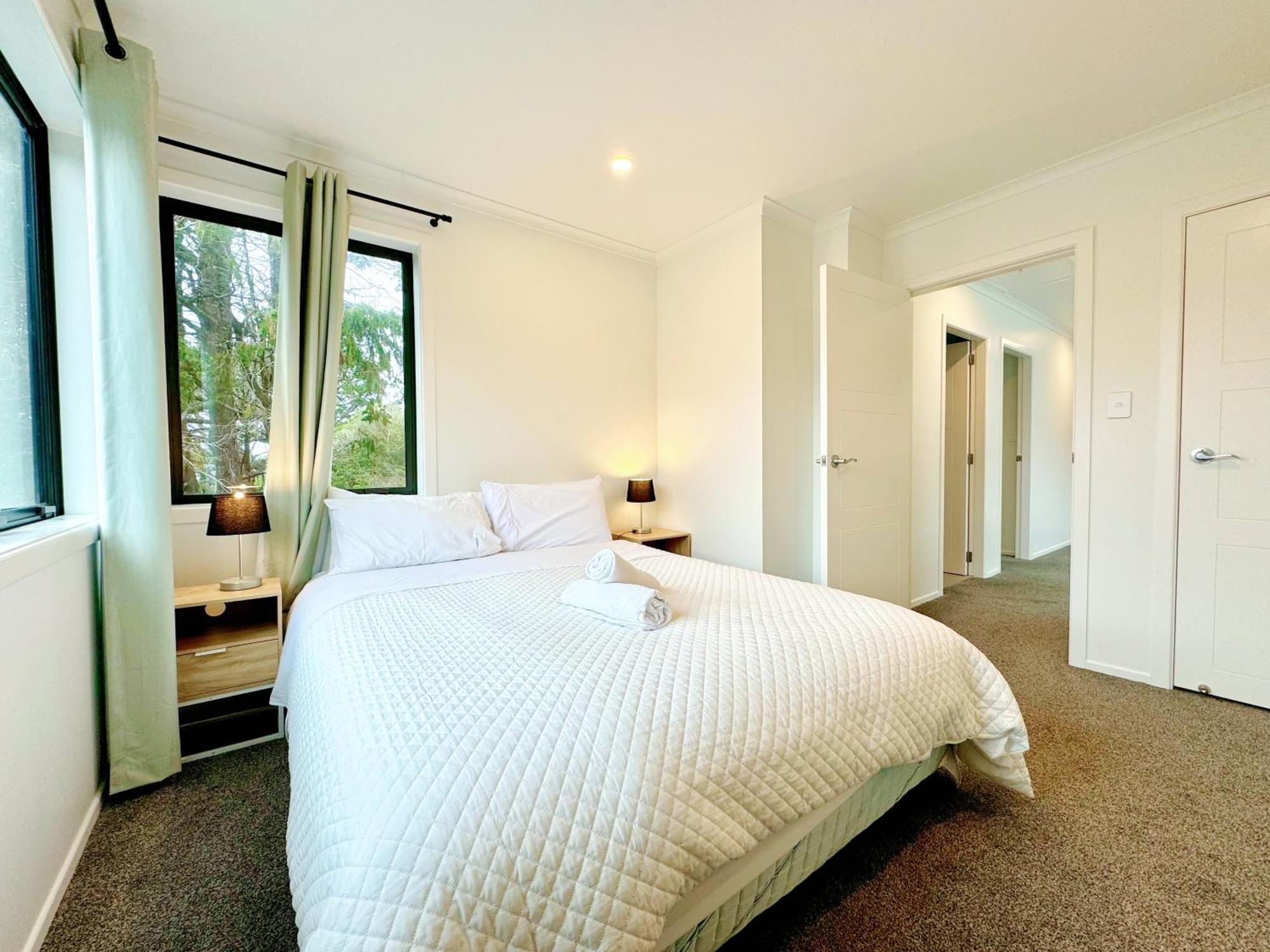 No Party Allowed, Entire Brand New 3 Bedroom Townhouse, Free Unlimited Fibre Wifi And Free Parking Wellington Luaran gambar