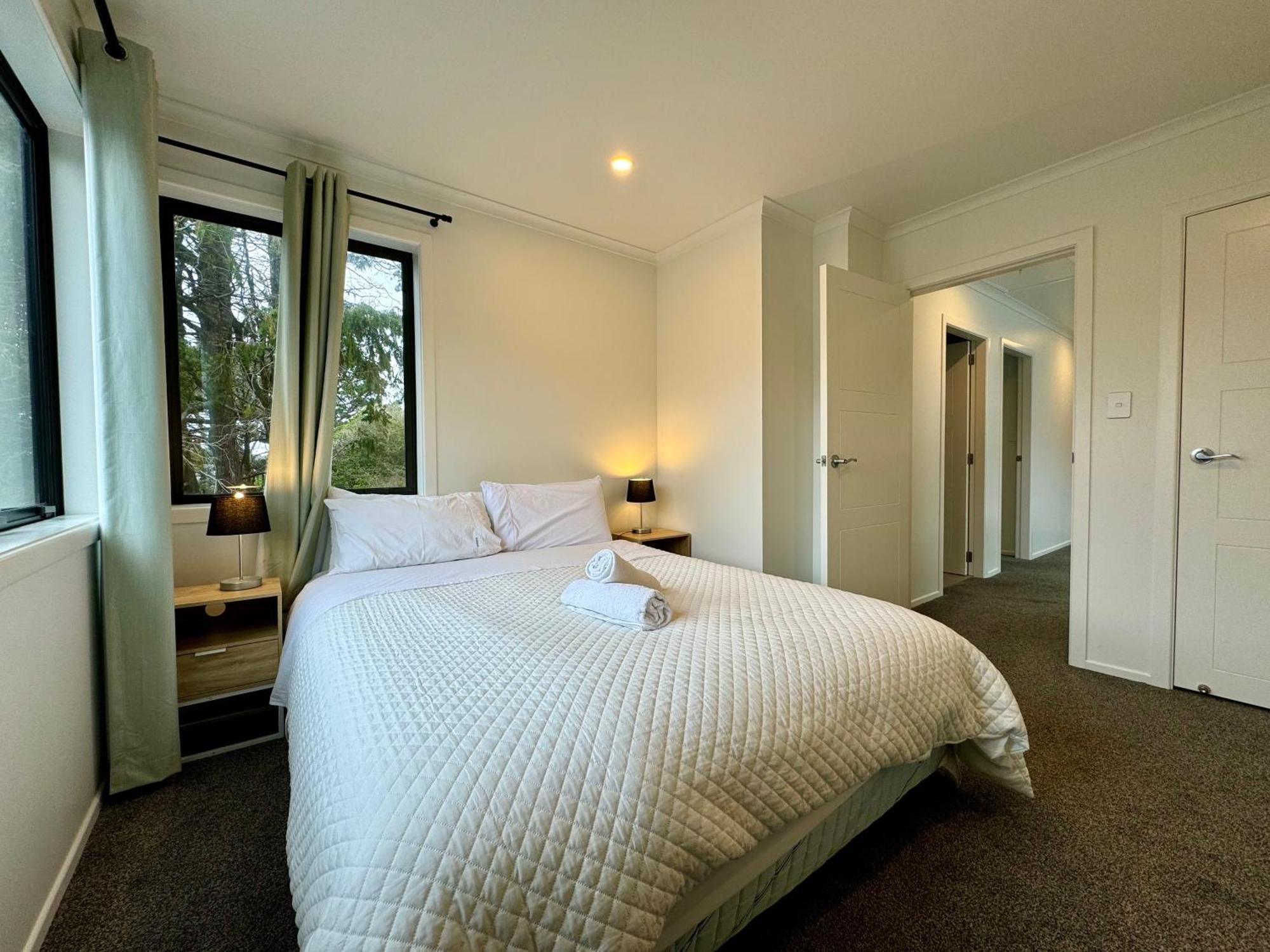 No Party Allowed, Entire Brand New 3 Bedroom Townhouse, Free Unlimited Fibre Wifi And Free Parking Wellington Luaran gambar