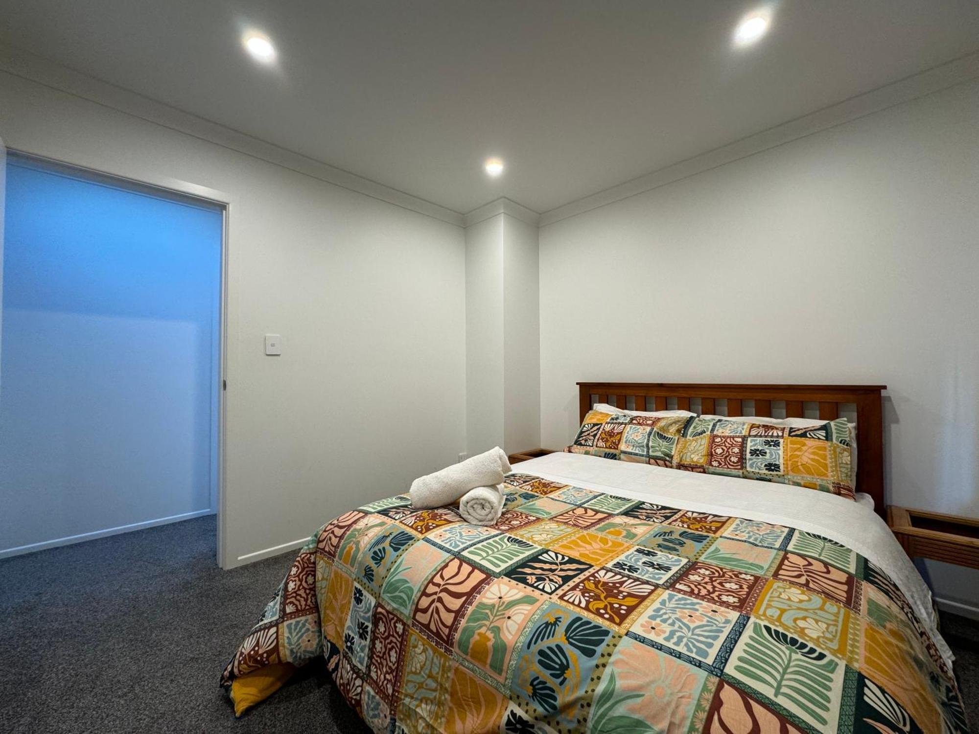 No Party Allowed, Entire Brand New 3 Bedroom Townhouse, Free Unlimited Fibre Wifi And Free Parking Wellington Luaran gambar